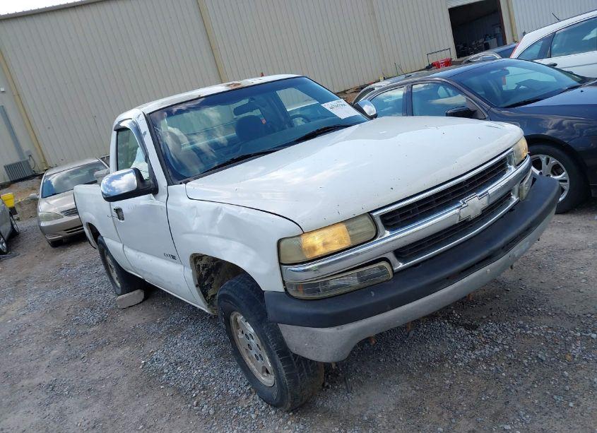 2000 Chevrolet Silverado 1500 LS (VIN 1GCEK14T5YZ371611) main photo