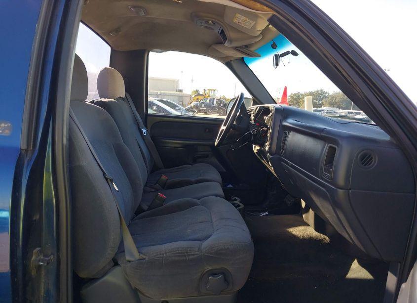 Photo 5 of 2002 Chevrolet Silverado 1500 LS (VIN 1GCEK14T72Z227890)