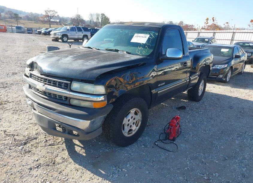Photo 2 of 2002 Chevrolet Silverado 1500 LS (VIN 1GCEK14T82Z298273)