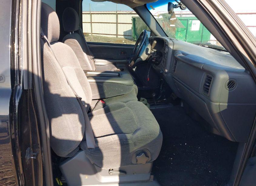 Photo 5 of 2002 Chevrolet Silverado 1500 LS (VIN 1GCEK14T82Z298273)