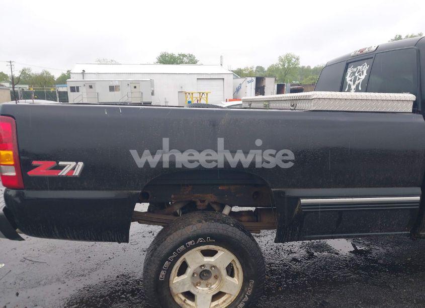 Photo 8 of 1999 Chevrolet Silverado 1500 LS (VIN 1GCEK14T8XE159503)