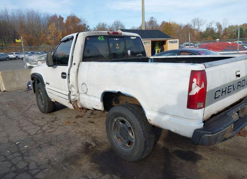 Photo 3 of 2000 Chevrolet Silverado 1500 LS (VIN 1GCEK14T8YZ235165)