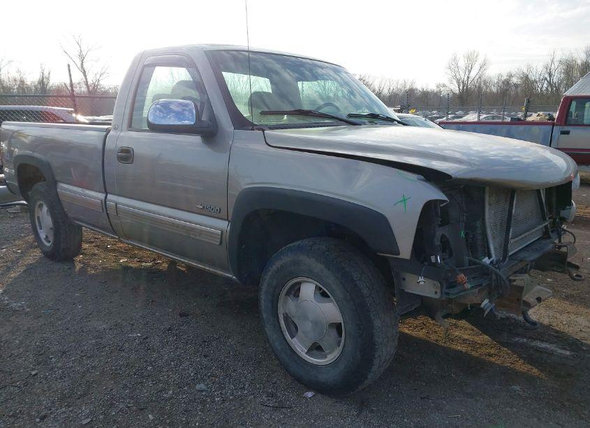 Photo 14 of 2001 Chevrolet Silverado 1500 LS (VIN 1GCEK14T91E108809)