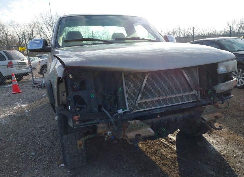 Photo 6 of 2001 Chevrolet Silverado 1500 LS (VIN 1GCEK14T91E108809)