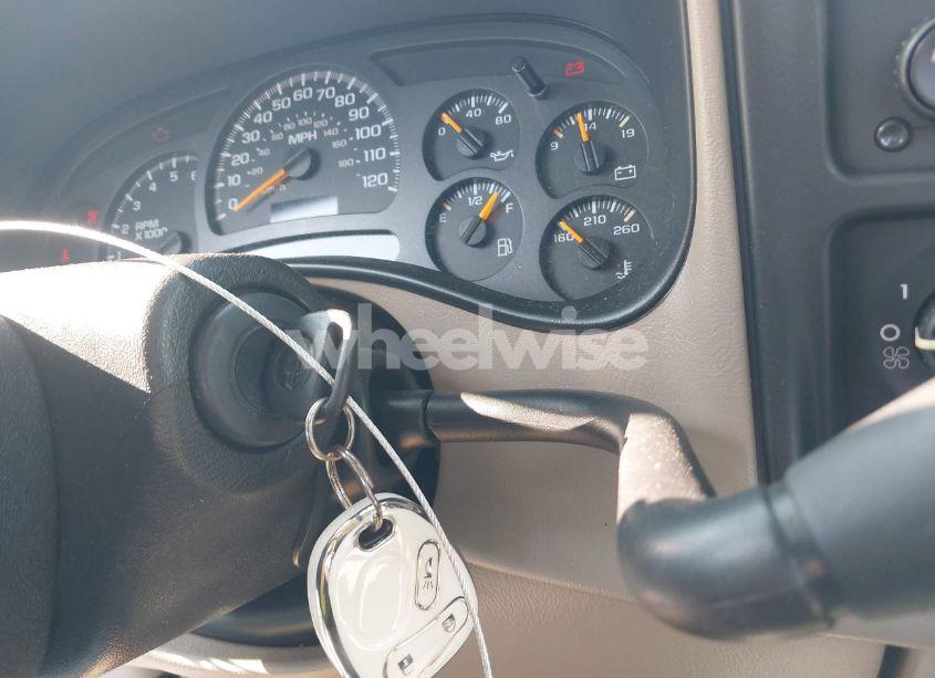 Photo 11 of 2004 Chevrolet Silverado 1500 LS (VIN 1GCEK14T94Z295501)