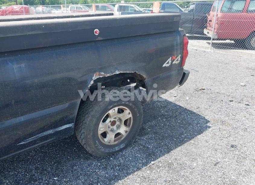 Photo 6 of 2004 Chevrolet Silverado 1500 LS (VIN 1GCEK14TX4E170496)