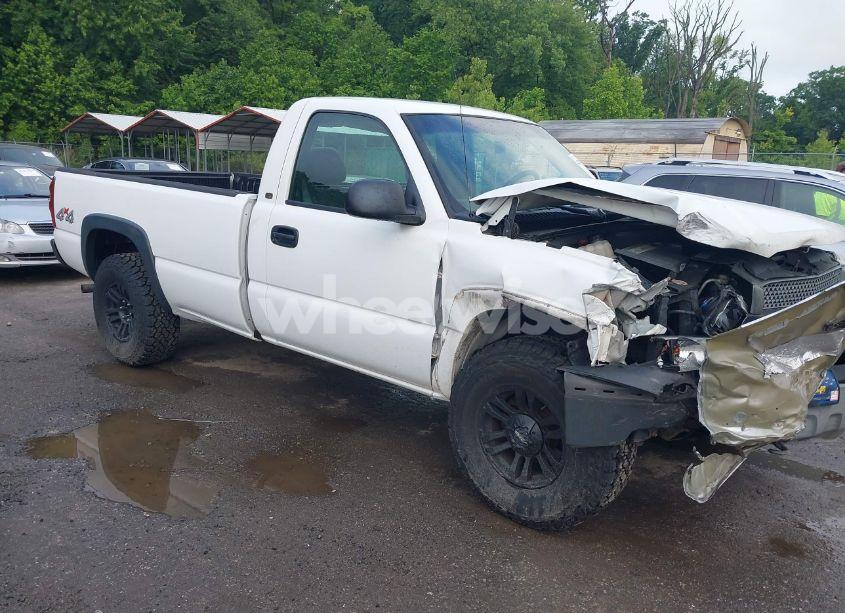 2003 Chevrolet Silverado 1500 WORK TRUCK (VIN 1GCEK14V03E373753) main photo