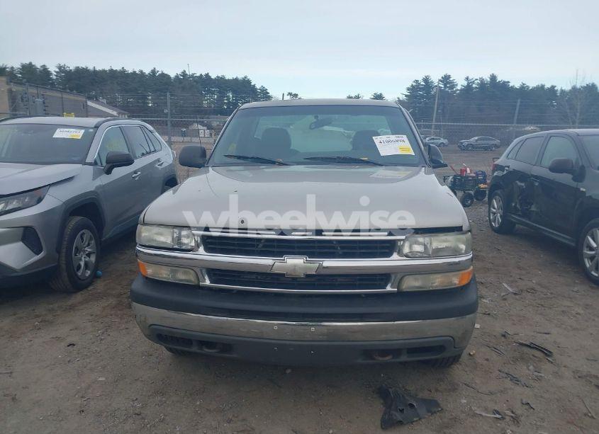 Photo 12 of 2002 Chevrolet Silverado 1500 (VIN 1GCEK14V12Z111201)