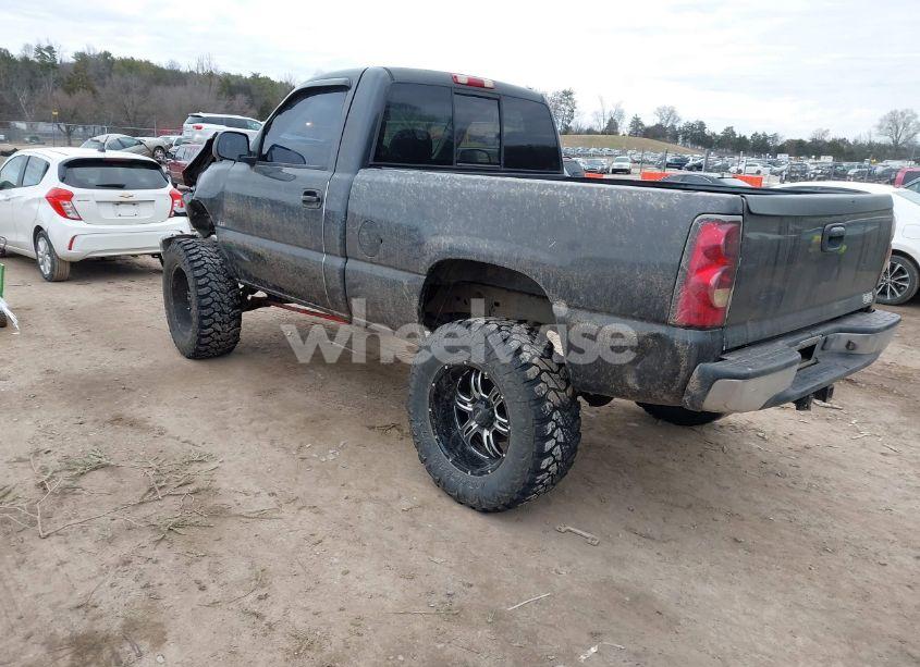 Photo 3 of 2005 Chevrolet Silverado 1500 (VIN 1GCEK14V15Z118282)