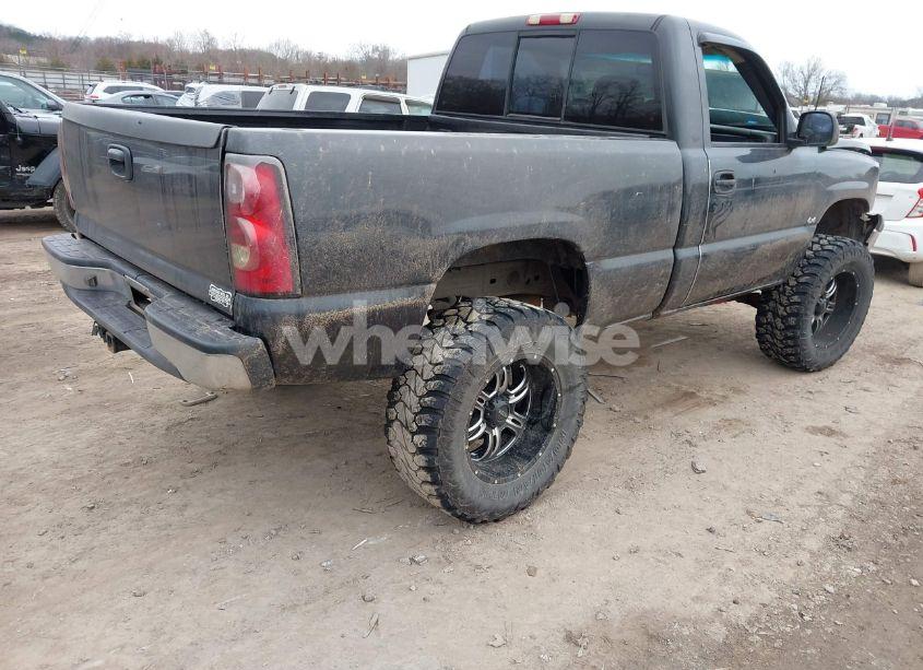 Photo 4 of 2005 Chevrolet Silverado 1500 (VIN 1GCEK14V15Z118282)