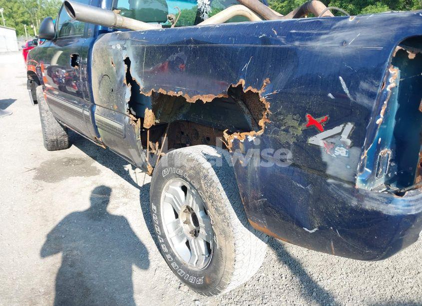 Photo 6 of 2002 Chevrolet Silverado 1500 (VIN 1GCEK14V32Z108462)