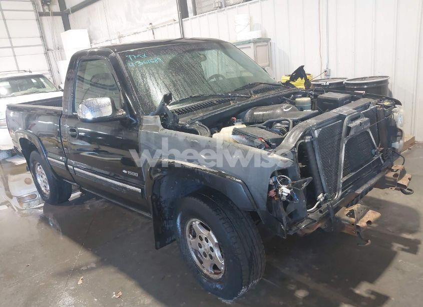 2001 Chevrolet Silverado 1500 LS (VIN 1GCEK14V41Z238443) main photo
