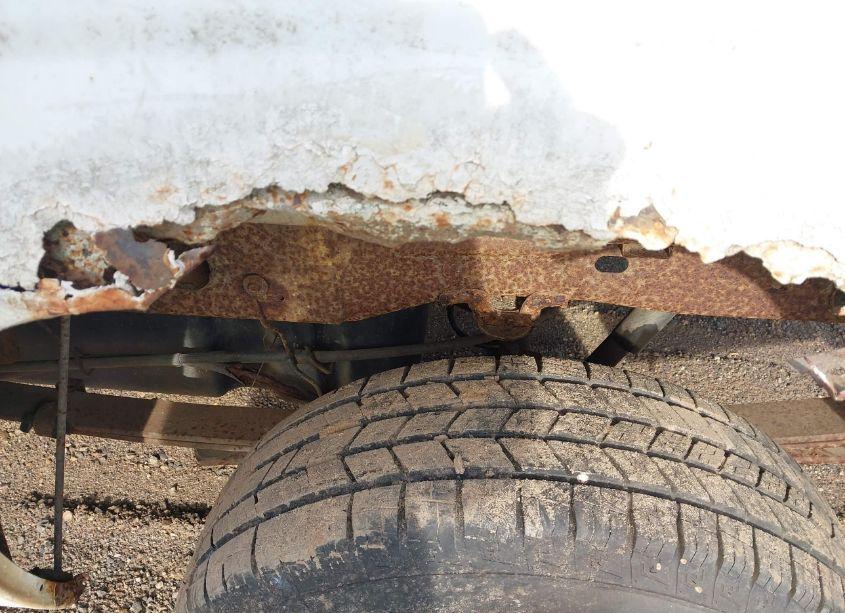 Photo 6 of 2000 Chevrolet Silverado 1500 (VIN 1GCEK14V5YE226335)