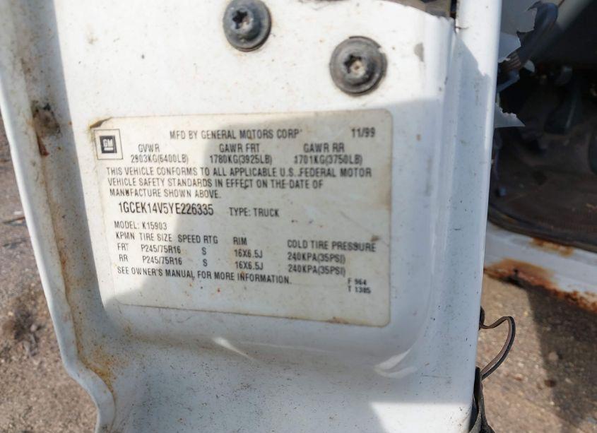 Photo 9 of 2000 Chevrolet Silverado 1500 (VIN 1GCEK14V5YE226335)