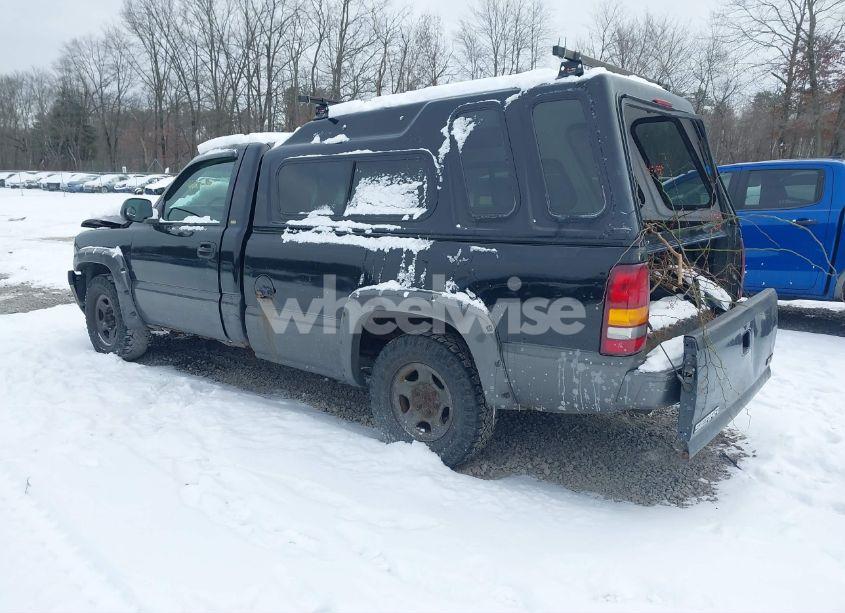Photo 3 of 2001 Chevrolet Silverado 1500 (VIN 1GCEK14V71E120524)