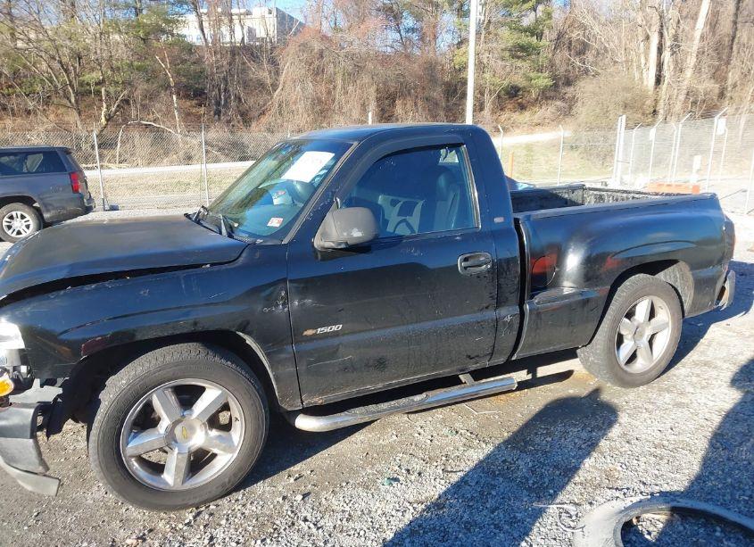 Photo 14 of 2002 Chevrolet Silverado 1500 (VIN 1GCEK14V72Z204952)