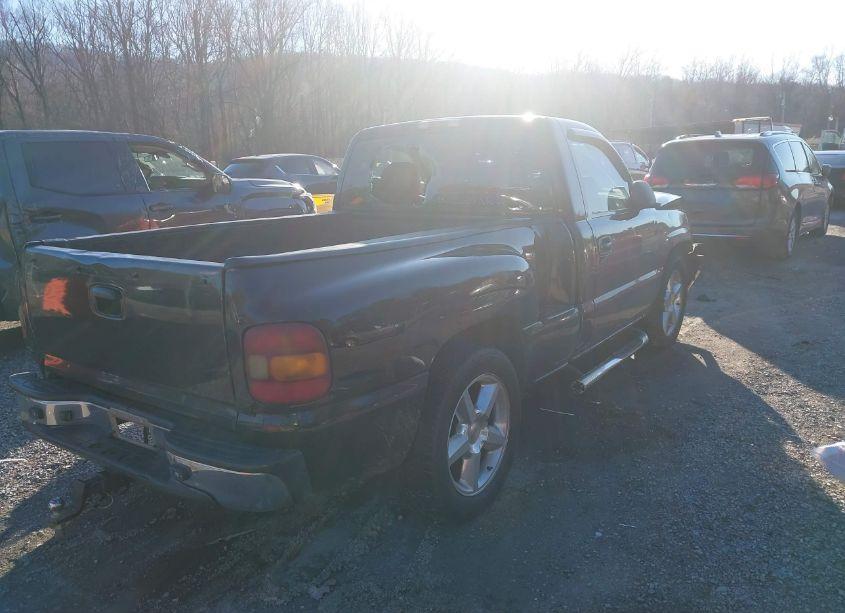 Photo 4 of 2002 Chevrolet Silverado 1500 (VIN 1GCEK14V72Z204952)