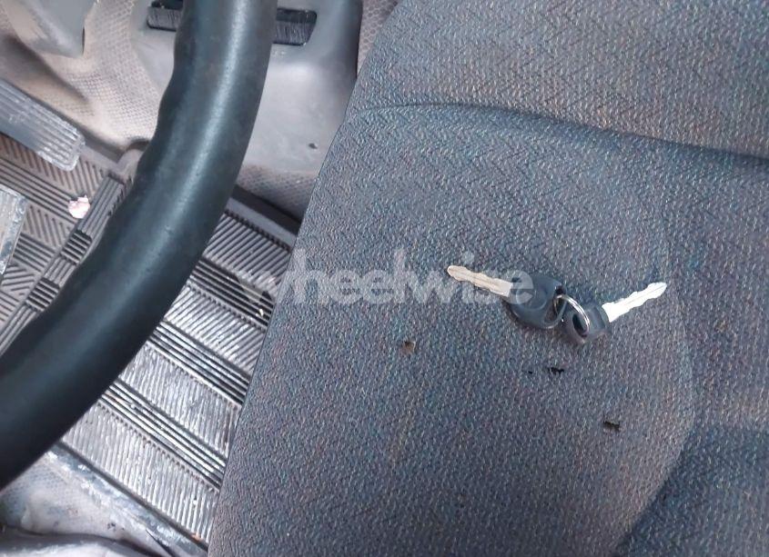 Photo 11 of 2005 Chevrolet Silverado 1500 WORK TRUCK (VIN 1GCEK14V75Z216975)