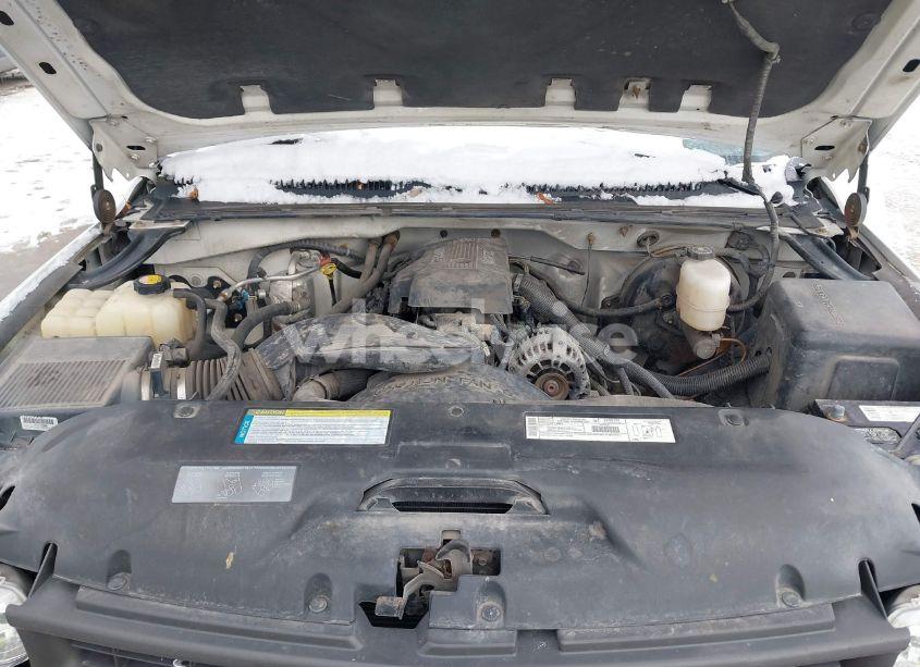 Photo 10 of 2000 Chevrolet Silverado 1500 (VIN 1GCEK14V8YE421717)