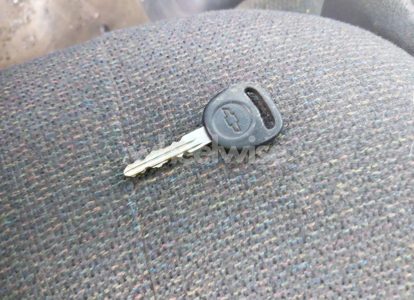 Photo 11 of 2000 Chevrolet Silverado 1500 (VIN 1GCEK14V8YE421717)