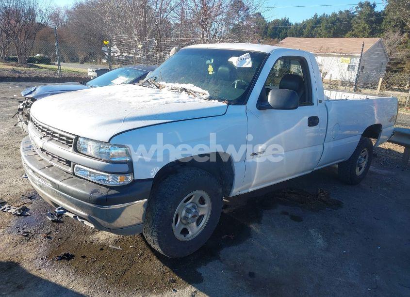 Photo 2 of 2001 Chevrolet Silverado 1500 (VIN 1GCEK14W41Z273363)