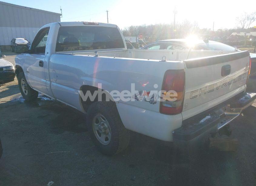 Photo 3 of 2001 Chevrolet Silverado 1500 (VIN 1GCEK14W41Z273363)