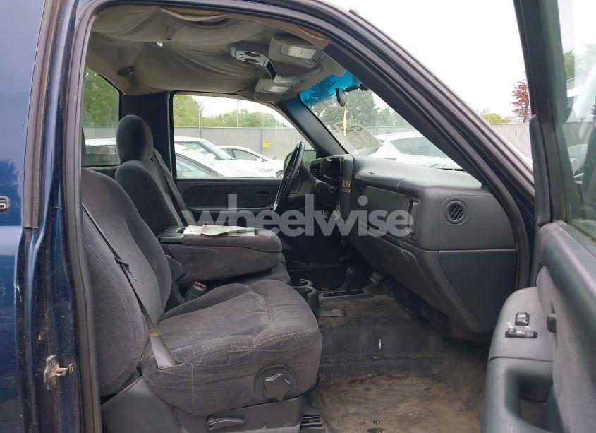 Photo 5 of 2001 Chevrolet Silverado 1500 LS (VIN 1GCEK14W81Z218530)