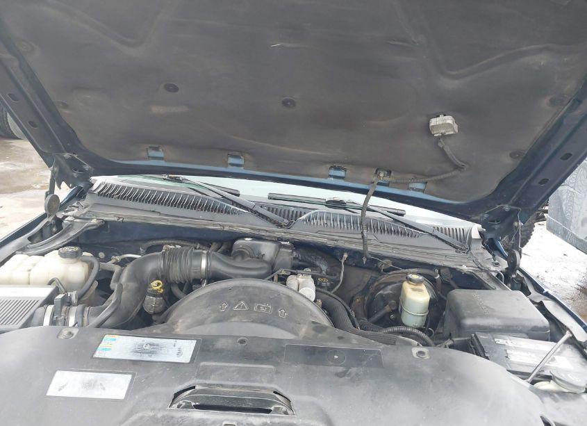 Photo 10 of 2002 Chevrolet Silverado 1500 (VIN 1GCEK14W82Z193629)