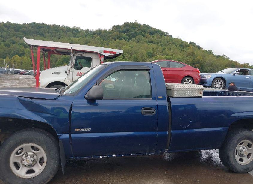 Photo 14 of 2002 Chevrolet Silverado 1500 (VIN 1GCEK14W82Z193629)