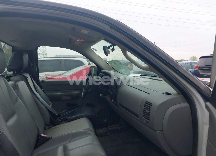 Photo 5 of 2007 Chevrolet Silverado 1500 WORK TRUCK (VIN 1GCEK14X67Z634626)