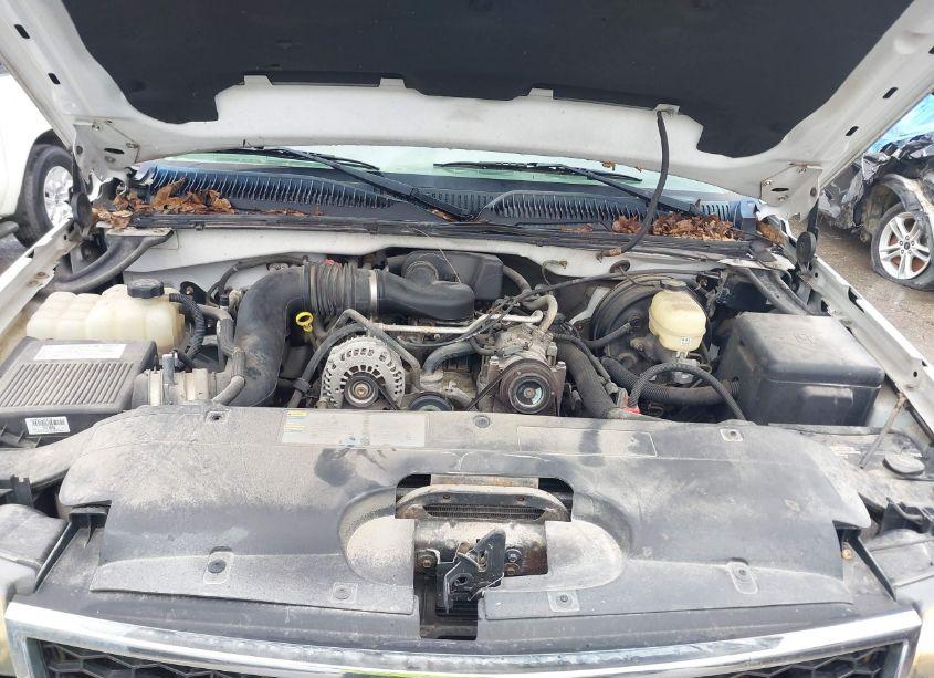 Photo 10 of 2007 Chevrolet Silverado 1500 CLASSIC WORK TRUCK (VIN 1GCEK14XX7Z194491)