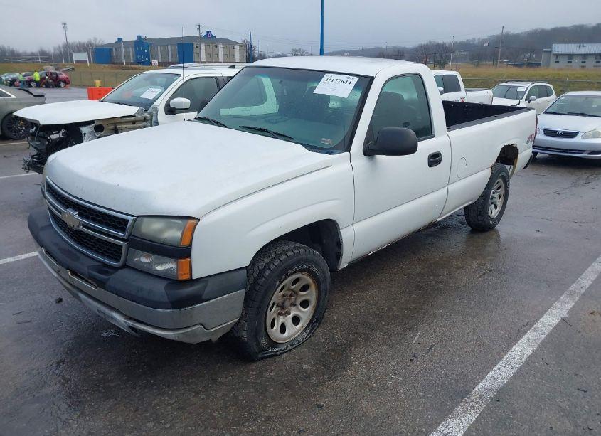 Photo 2 of 2007 Chevrolet Silverado 1500 CLASSIC WORK TRUCK (VIN 1GCEK14XX7Z194491)
