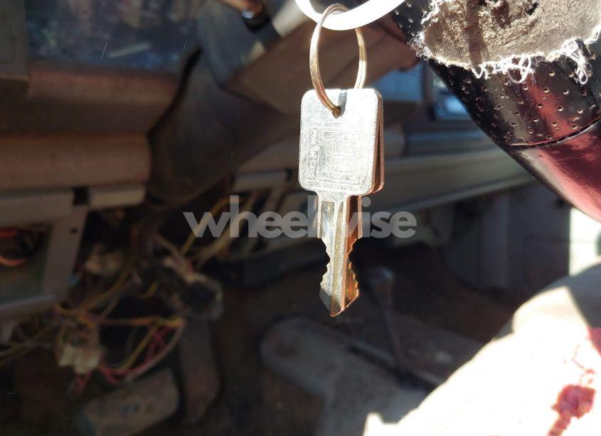 Photo 11 of 1992 Chevrolet Gmt-400 K1500 (VIN 1GCEK14Z2NE199173)