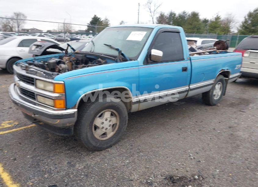 Photo 2 of 1994 Chevrolet Gmt-400 K1500 (VIN 1GCEK14Z6RZ123065)