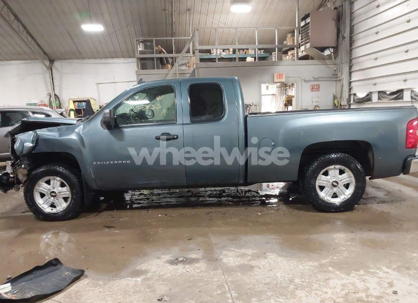 Photo 14 of 2007 Chevrolet Silverado 1500 LT1 (VIN 1GCEK19007Z636903)