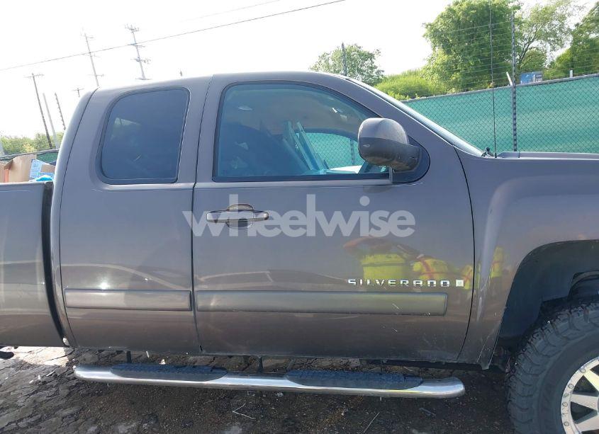 Photo 13 of 2008 Chevrolet Silverado 1500 LTZ (VIN 1GCEK19008Z107923)