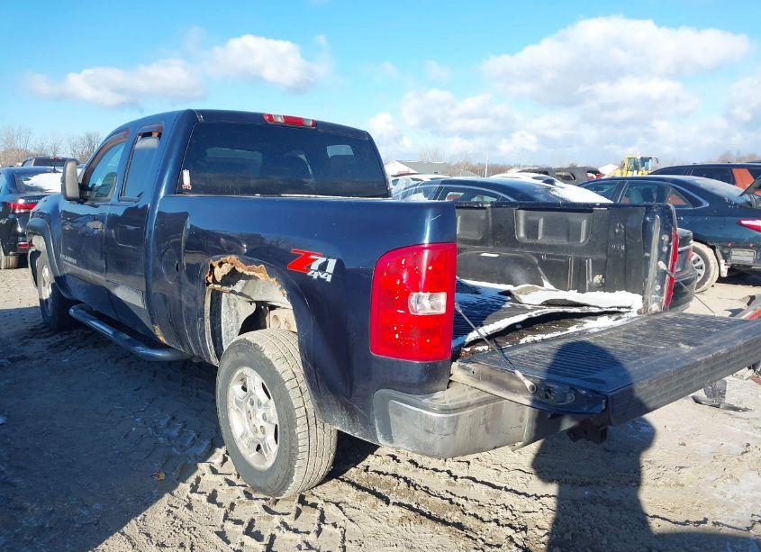 Photo 3 of 2008 Chevrolet Silverado 1500 LT1 (VIN 1GCEK19008Z215524)