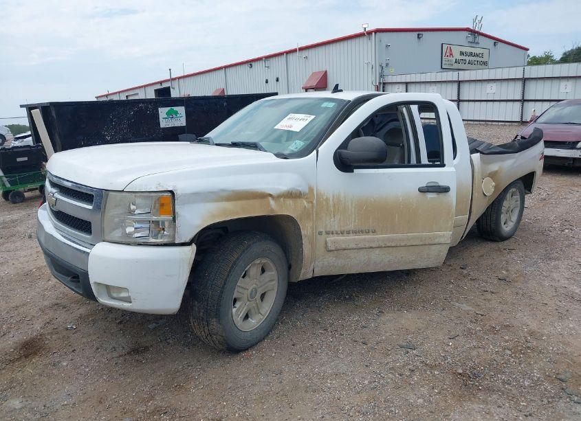 Photo 2 of 2008 Chevrolet Silverado 1500 LT2 (VIN 1GCEK19018Z134385)