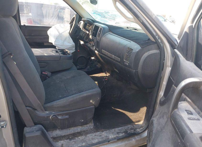 Photo 5 of 2008 Chevrolet Silverado 1500 LT W/1LT/LT1/LT2/LTZ/WORK TRUCK (VIN 1GCEK19018Z151767)