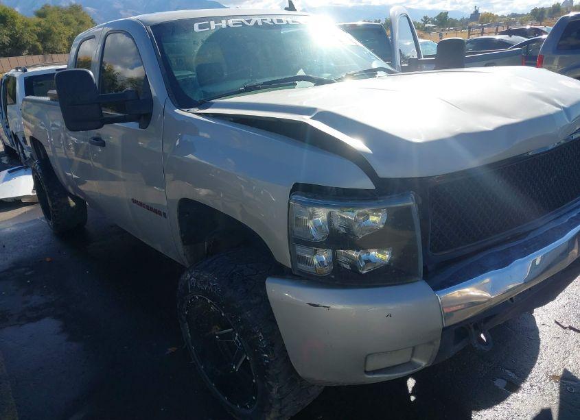 Photo 6 of 2008 Chevrolet Silverado 1500 LT W/1LT/LT1/LT2/LTZ/WORK TRUCK (VIN 1GCEK19018Z151767)