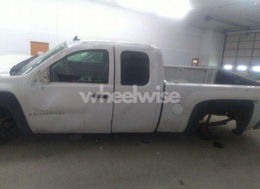 Photo 14 of 2007 Chevrolet Silverado 1500 WORK TRUCK (VIN 1GCEK19027Z622968)