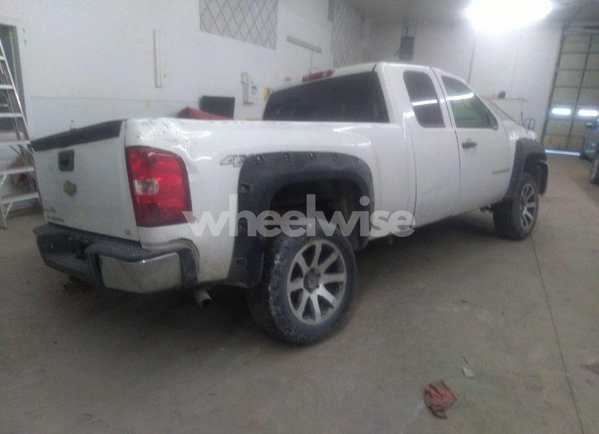 Photo 4 of 2007 Chevrolet Silverado 1500 WORK TRUCK (VIN 1GCEK19027Z622968)