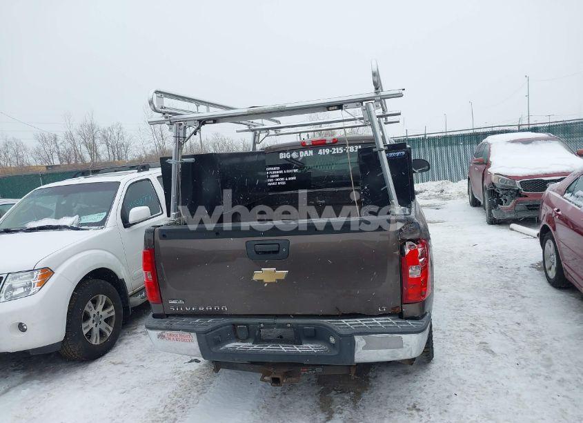 Photo 16 of 2007 Chevrolet Silverado 1500 LT1 (VIN 1GCEK19047Z648326)