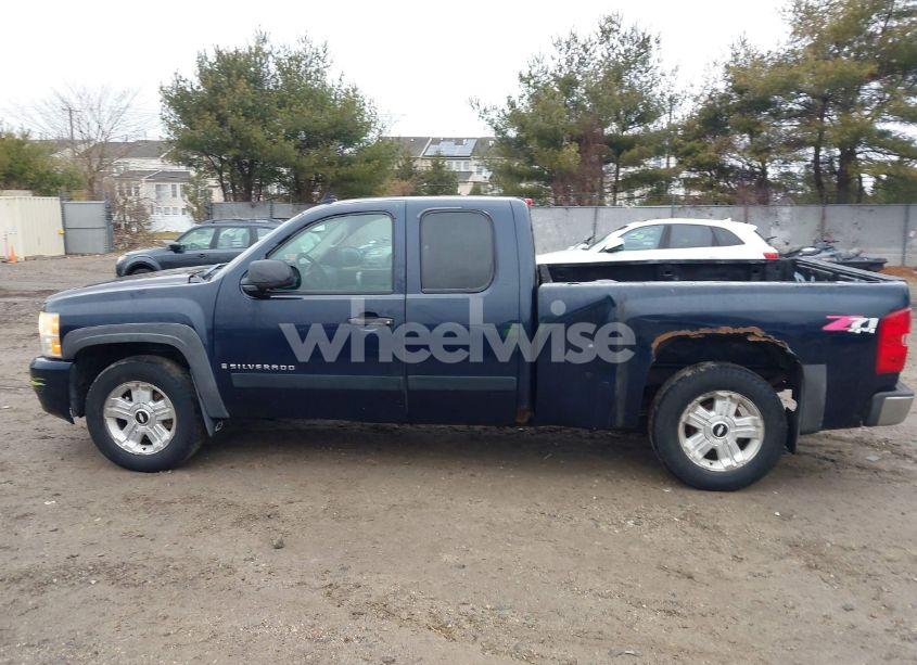 Photo 14 of 2007 Chevrolet Silverado 1500 LT1 (VIN 1GCEK19067Z521724)
