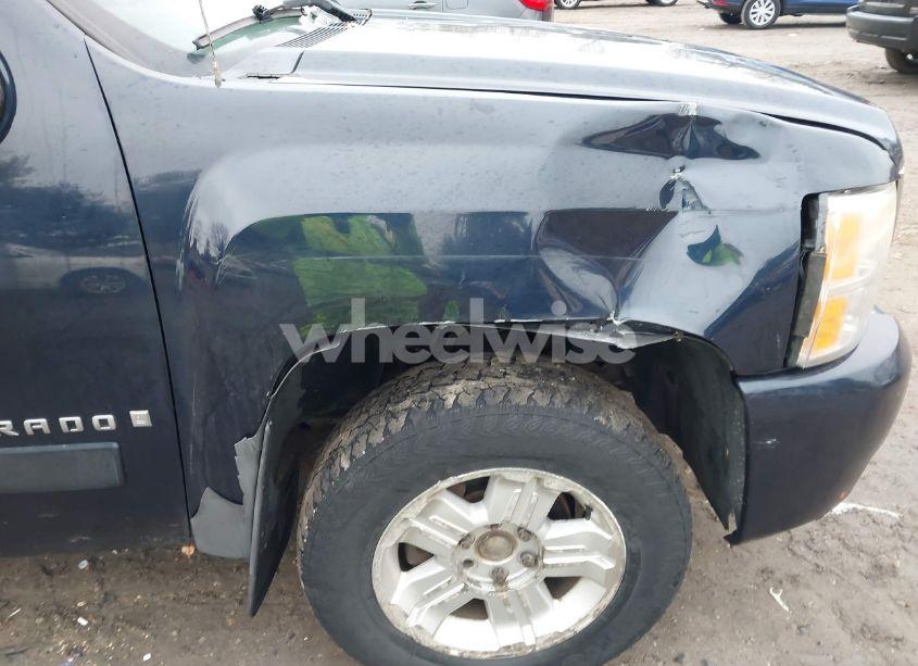 Photo 17 of 2007 Chevrolet Silverado 1500 LT1 (VIN 1GCEK19067Z521724)