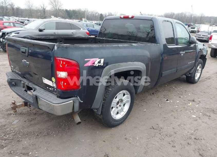 Photo 4 of 2007 Chevrolet Silverado 1500 LT1 (VIN 1GCEK19067Z521724)