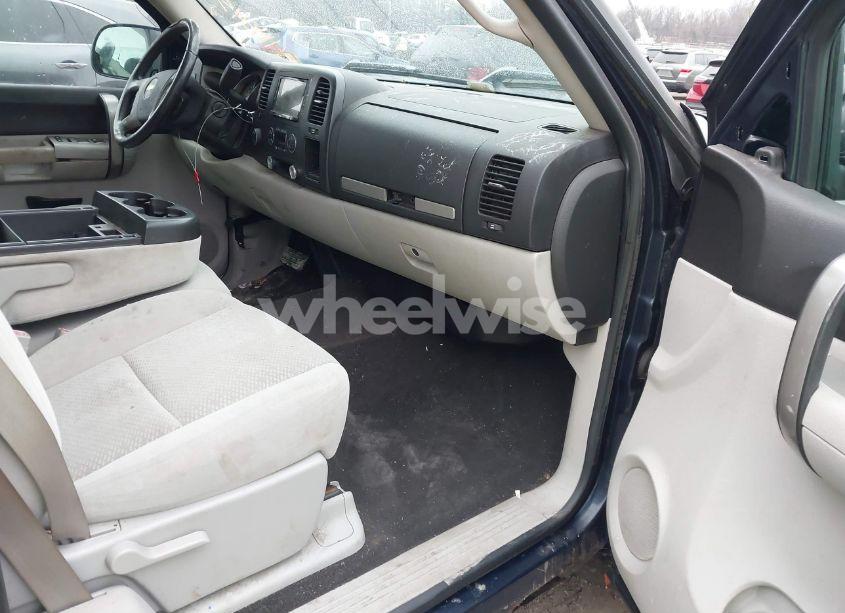 Photo 5 of 2007 Chevrolet Silverado 1500 LT1 (VIN 1GCEK19067Z521724)