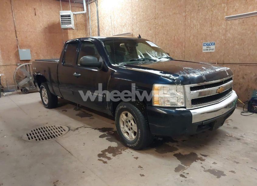 2008 Chevrolet Silverado 1500 LT1 (VIN 1GCEK19068E171651) main photo