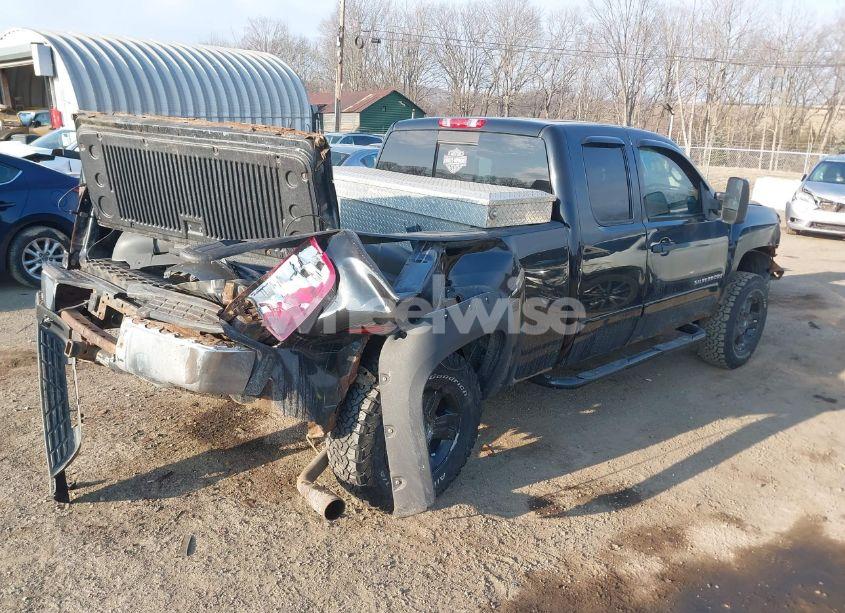 Photo 4 of 2008 Chevrolet Silverado 1500 LT2 (VIN 1GCEK19068Z146371)