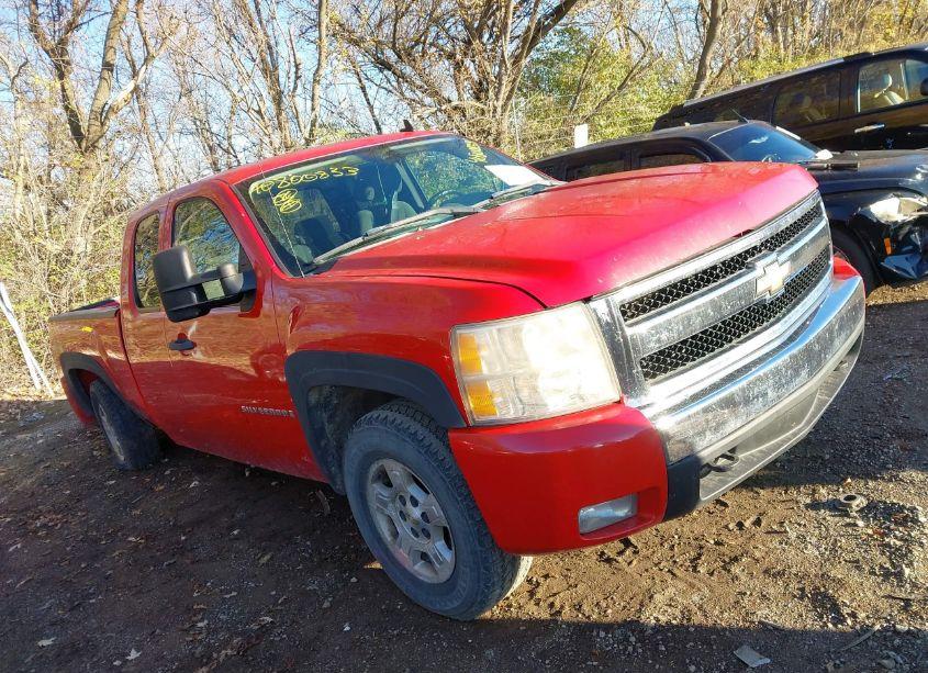 2008 Chevrolet Silverado 1500 LT1 (VIN 1GCEK19068Z240752) main photo